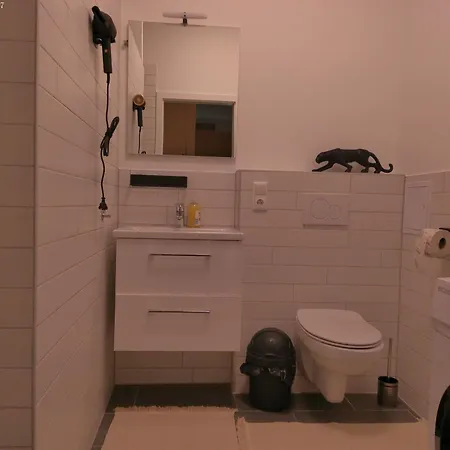 Neu Gebaut - Modern - - Boardinghouse Weiße Taube Aparthotel Altenstadt