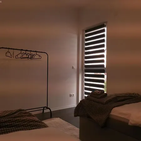 Neu Gebaut - Modern - - Boardinghouse Weisse Taube Альтенштадт