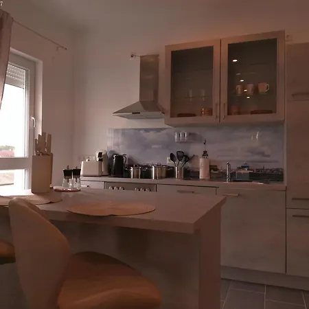 Neu Gebaut - Modern - - Boardinghouse Weiße Taube * Altenstadt