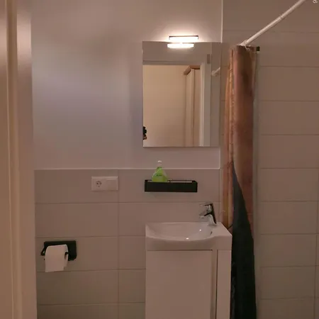 Апарт-отель Neu Gebaut - Modern - - Boardinghouse Weisse Taube *