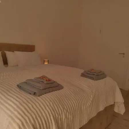 Апарт-отель Neu Gebaut - Modern - - Boardinghouse Weisse Taube *