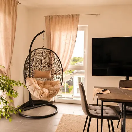 Newly Built - Neu Gebaut - Modern - - Boardinghouse Weisse Taube Altenstadt