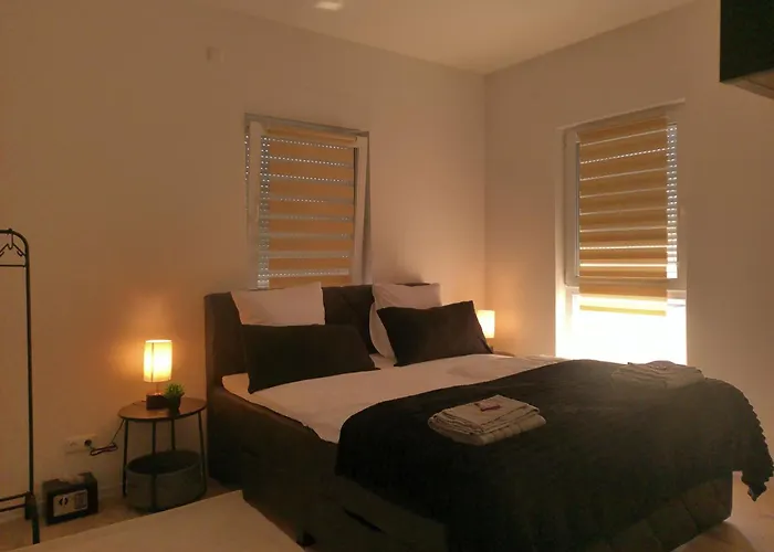 Neu Gebaut - Modern - - Boardinghouse Weisse Taube *