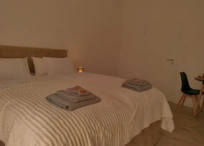 Lägenhetshotell Neu Gebaut - Modern - - Boardinghouse Weisse Taube *